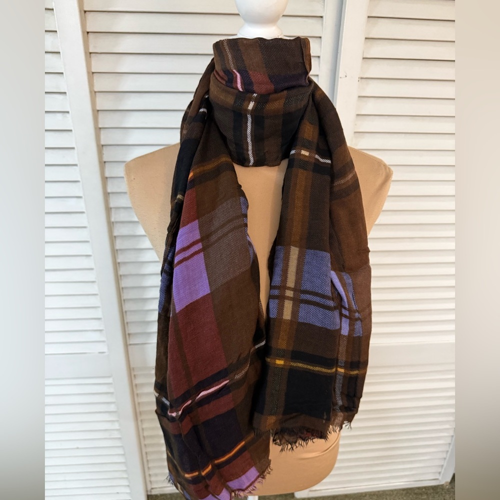 Vera Bradley Cozy Plaid Pattern Scarf Brown Purple Lightweight Wrap Raw Edge